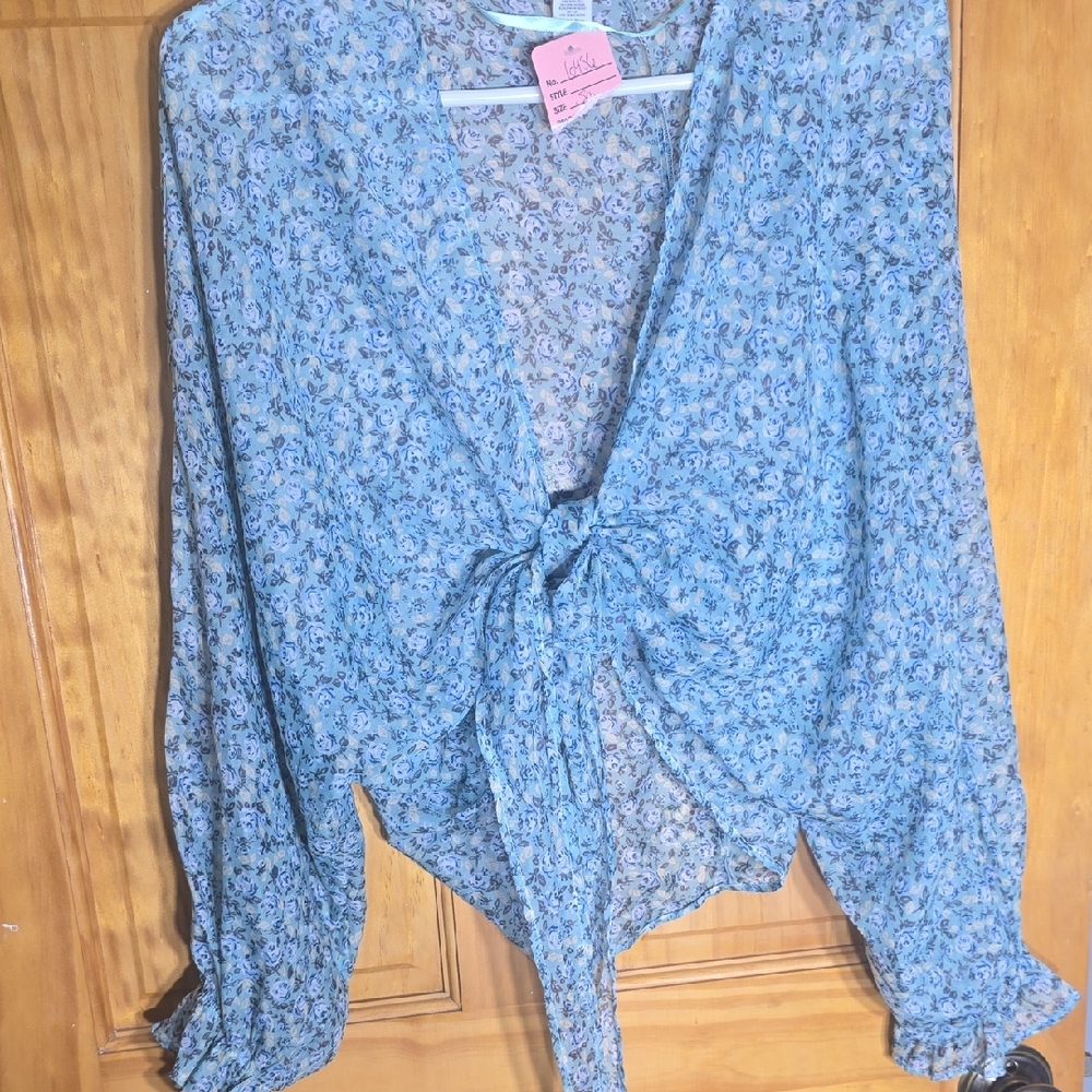 Box B LC Lauren Conrad Blue Floral Tie-Front Blouse